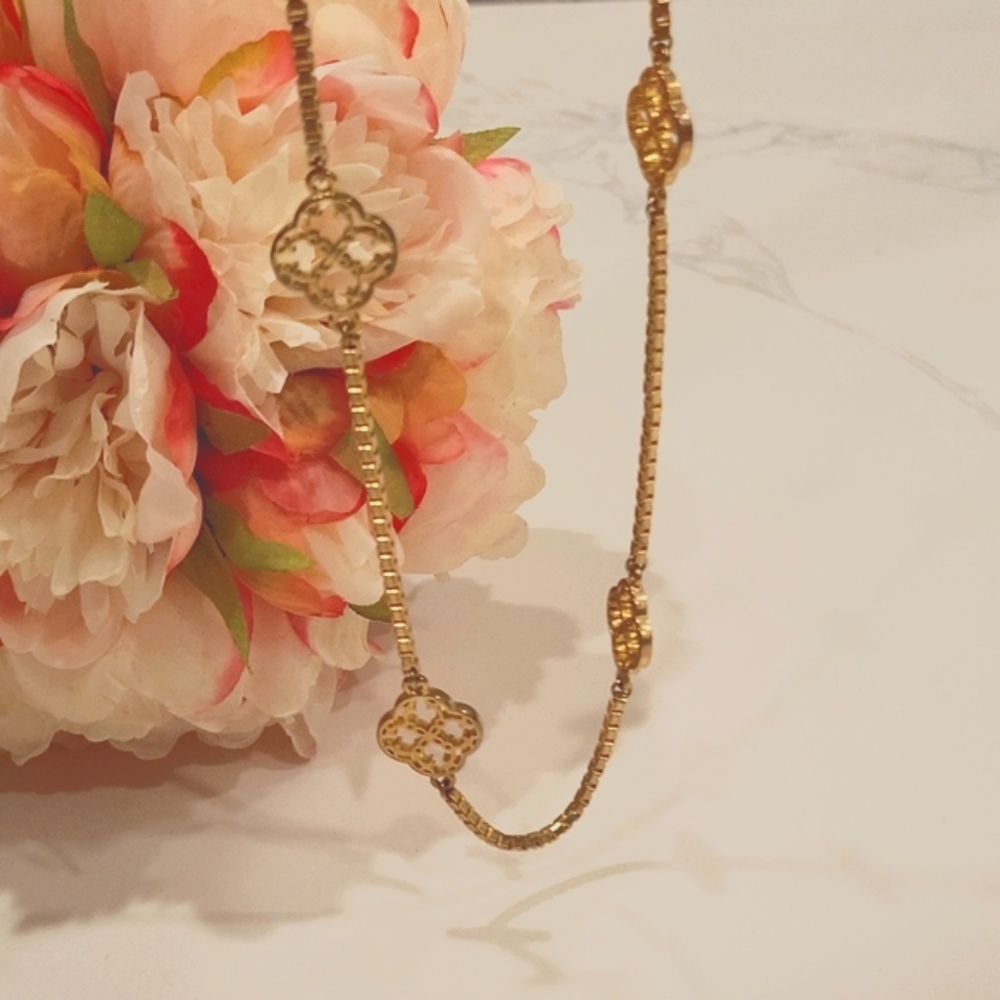 CLOVER Opera Necklace - Picture 4 of 7